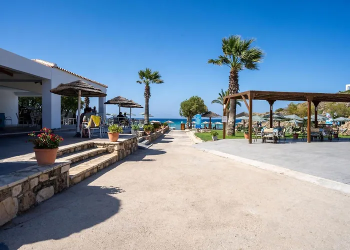 Plaka Beach Resort