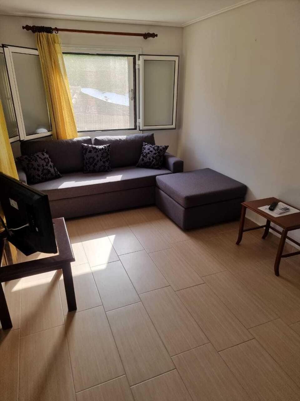 Plaka Complex 3*