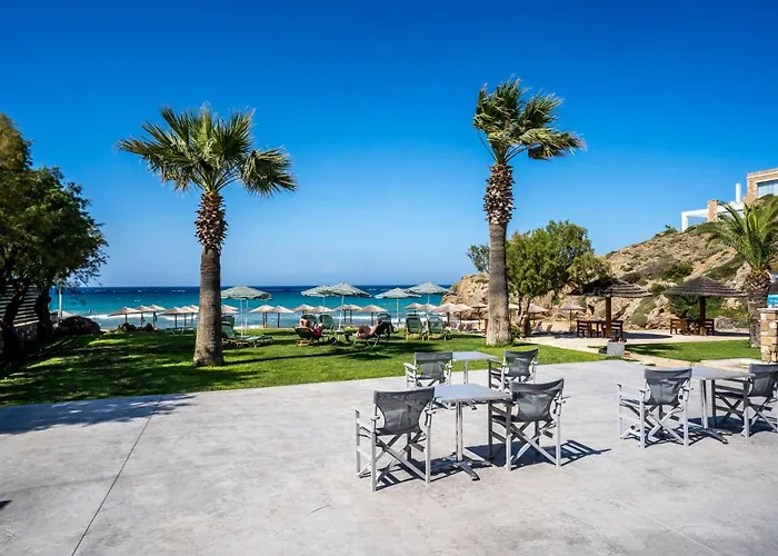 Plaka Beach Resort
